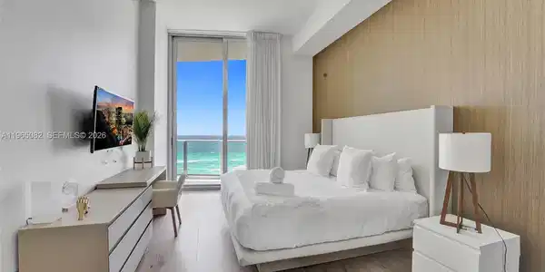4111 S Ocean Dr