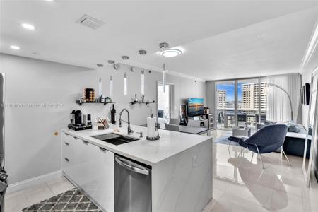 1800 S Ocean Dr