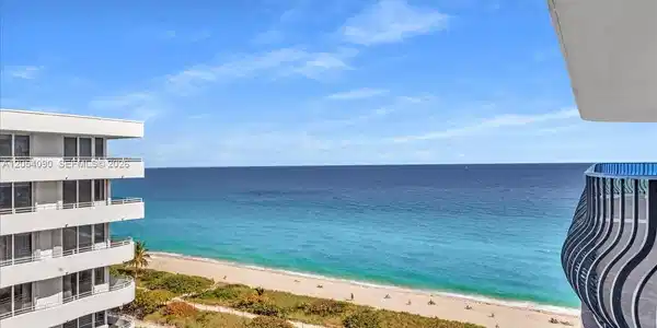 8877 Collins Ave