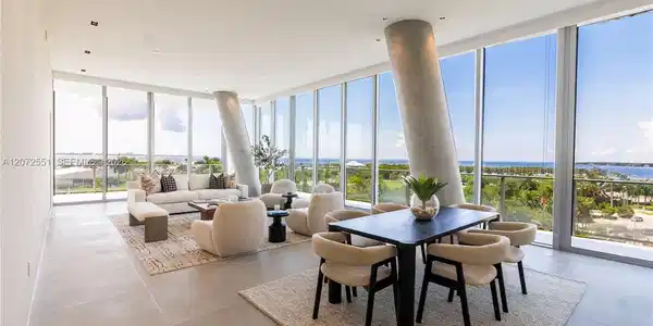 2675 S Bayshore Dr