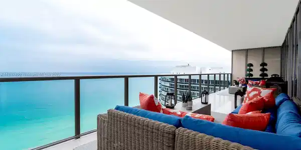 9701 Collins Ave Unit 2202S