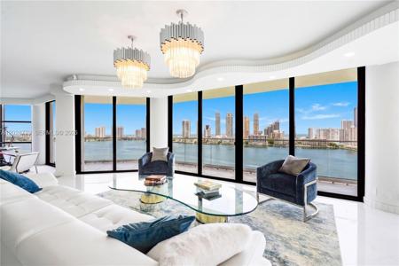 2800 Island Blvd