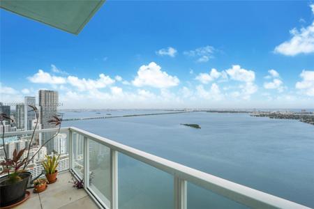1900 N Bayshore Dr