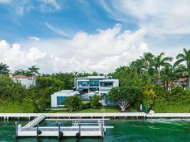 27 Star Island Dr