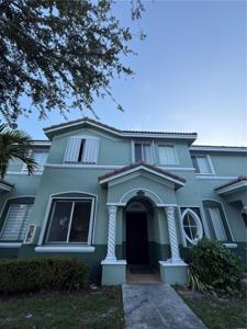 2452 SE 14th Ave