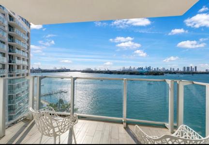 1100 West Ave