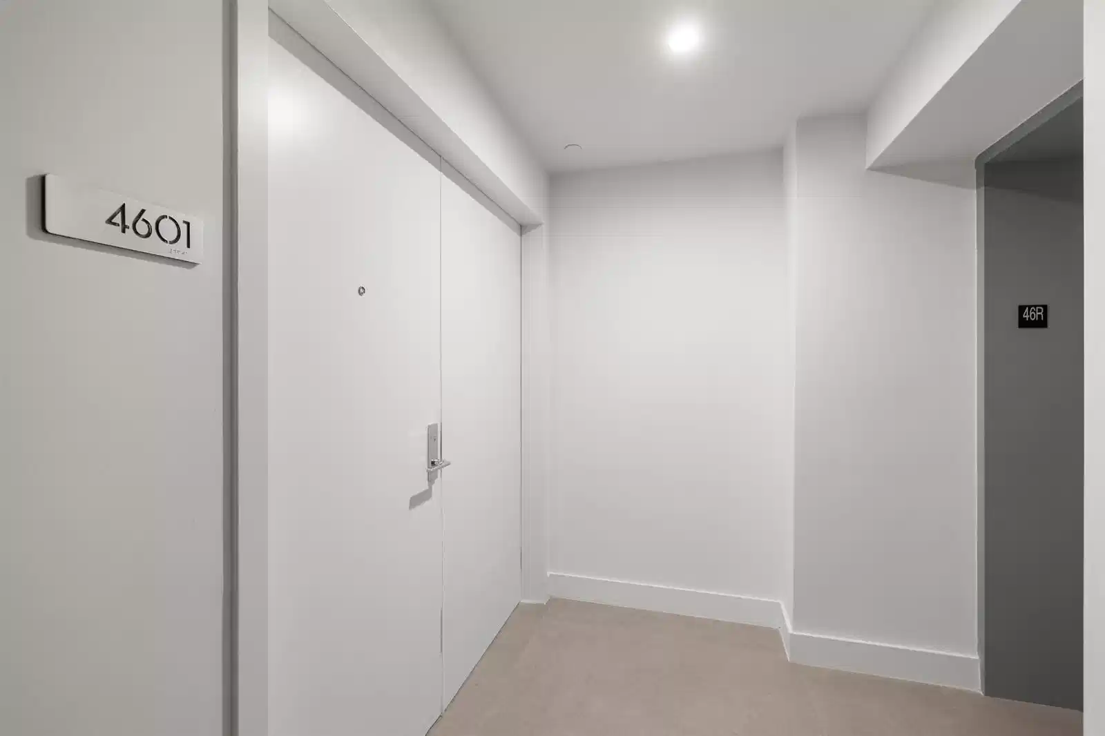 Image 1: Foyer