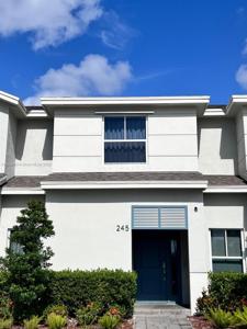 245 NE 3rd Ct