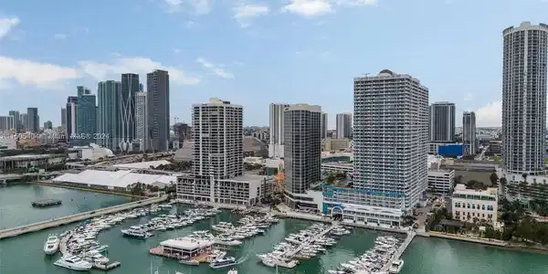 1717 N Bayshore Dr