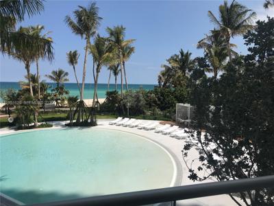 16901 Collins Ave
