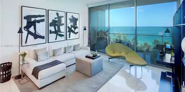 10203 Collins Ave