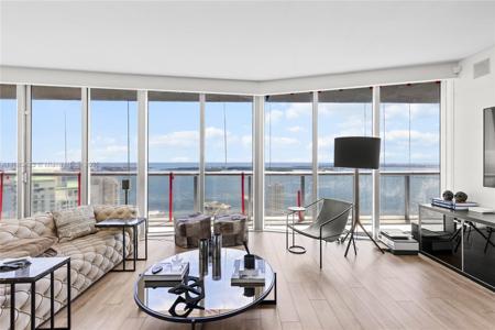 465 Brickell Ave