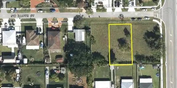 Image 2: Lot lines are approximate