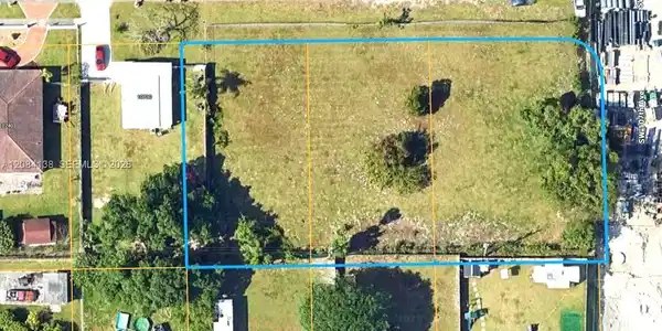 Image 3: Lot lines are approximate
