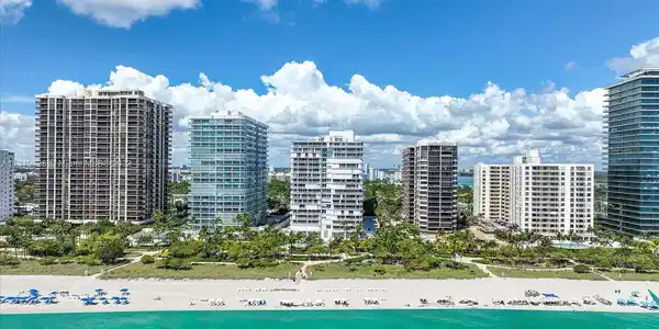 10155 Collins Ave Unit 402