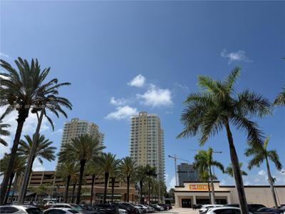 1755 E Hallandale Beach Blvd