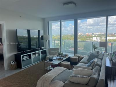 2627 S Bayshore Dr