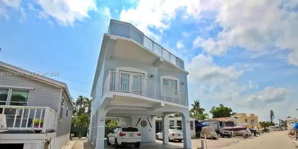 65821 Overseas Hwy #211