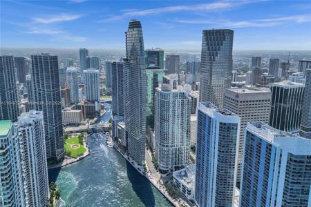 300 Biscayne Blvd Way