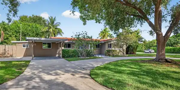 4000 NE 22nd Ave