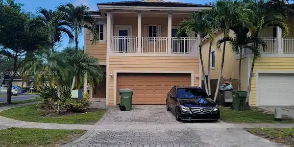 391 NE 33rd Ter