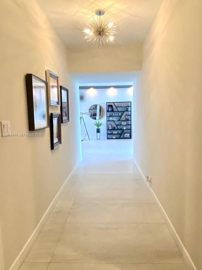 Image 3: Entry