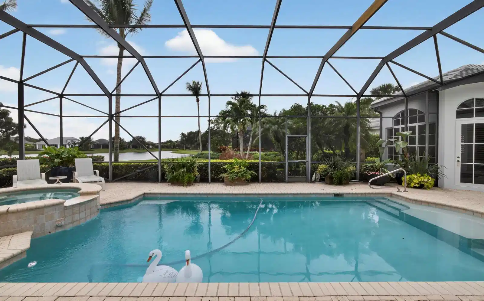 Image 1: Pool & Lake View