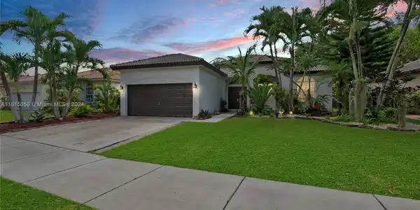 2875 Dunwoodie Pl