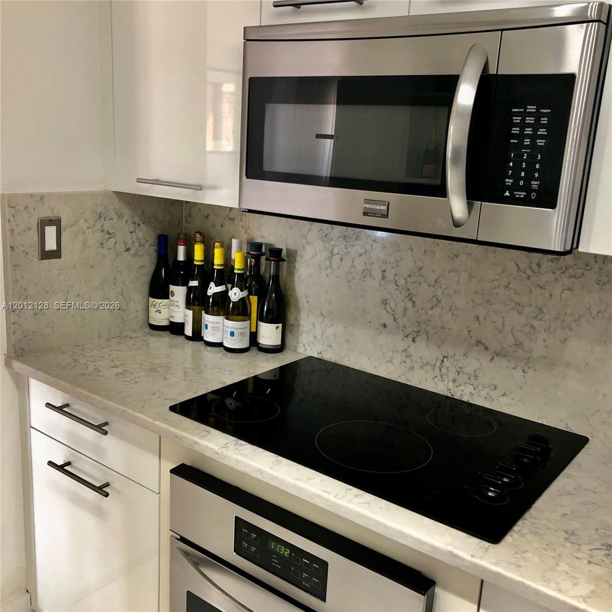 Image 3: Kitchen