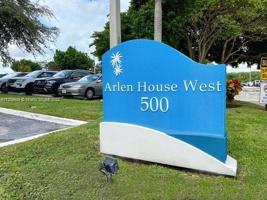 500 Bayview Dr Unit PH28