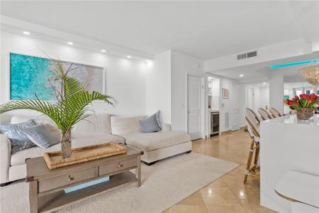 4779 Collins Ave