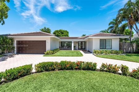 2871 NE 55th Ct
