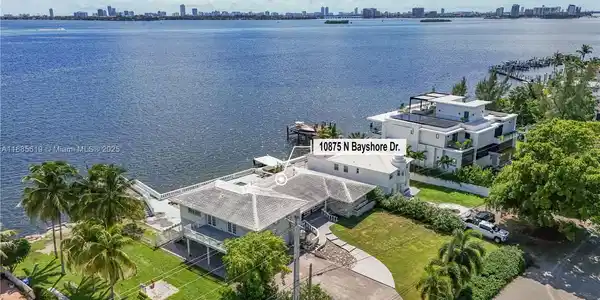 10875 N BAYSHORE DR