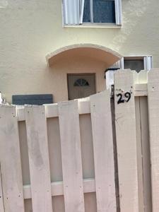 1655 NE 115th St Unit 29B