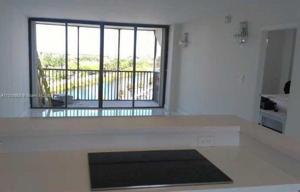 3475 N Country Club Dr Unit 816