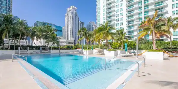 951 Brickell Ave