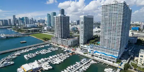 1717 N Bayshore Dr