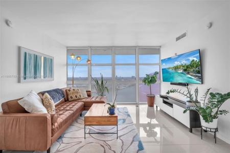 50 Biscayne Blvd