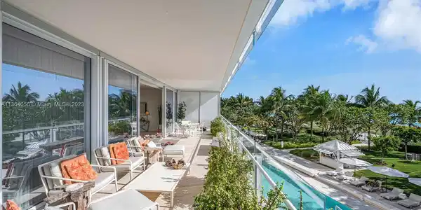 9001 Collins Ave Unit S-207