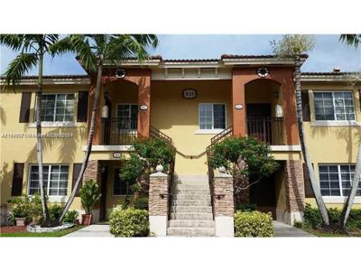 935 NE 33rd Ter