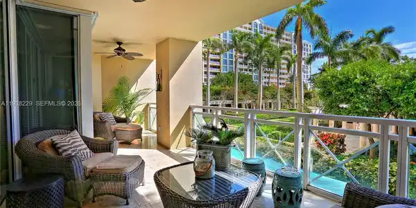 445 Grand Bay Dr