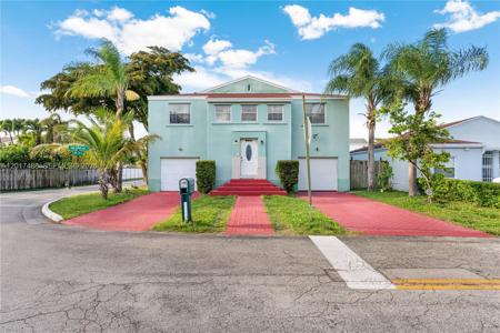 11983 SW 270th St