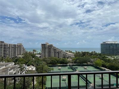 151 Crandon Blvd
