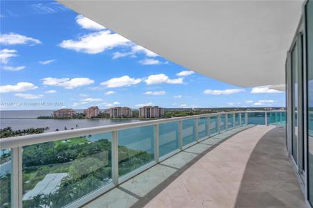 1000 S Pointe Dr