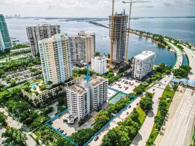 2501 Brickell Ave