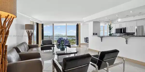 4000 Towerside Ter