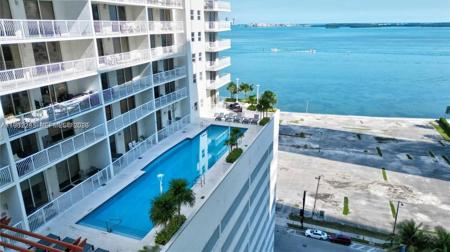 1200 Brickell Bay Dr