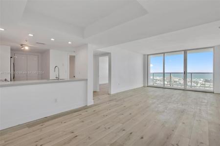 650 West Ave