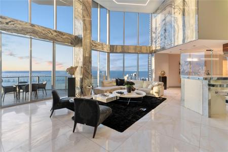 1300 Brickell Bay Dr