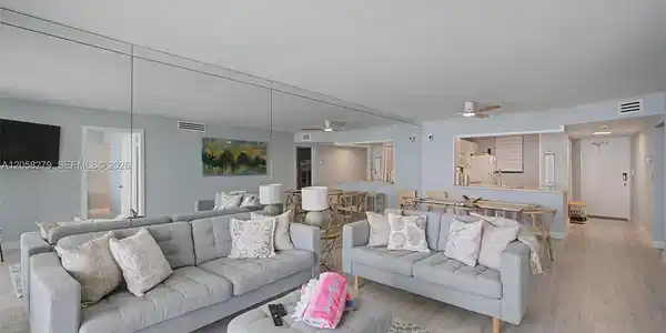 9940 S Ocean Dr